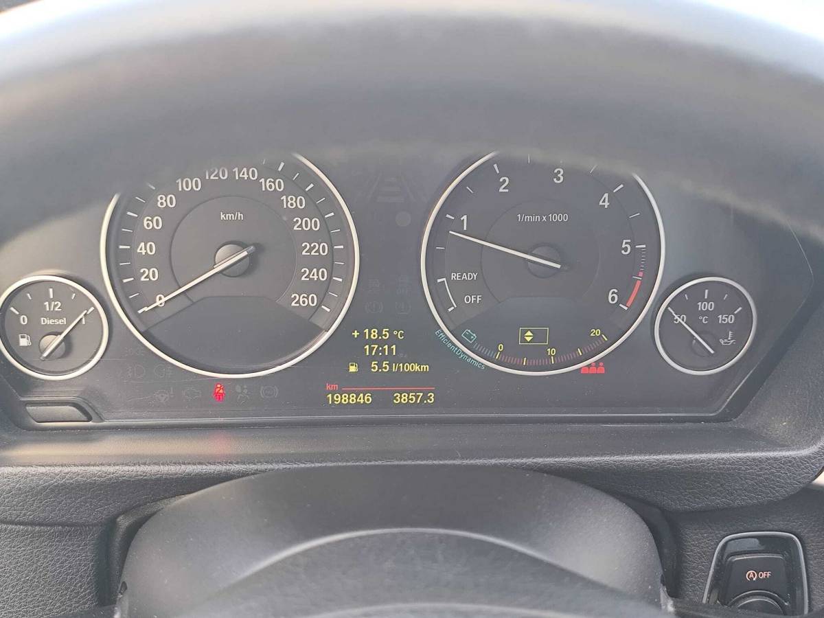 BMW serija 3, 320d-TOP STANJE -VELIKI SERVIS