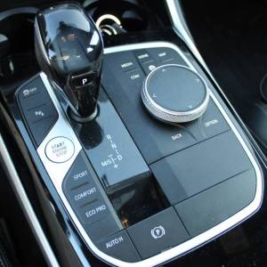 BMW serija 3 320d xDrive AUTOMATIK *LED, NAVIGACIJA*