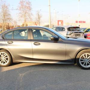 BMW serija 3 320d xDrive AUTOMATIK *LED, NAVIGACIJA*