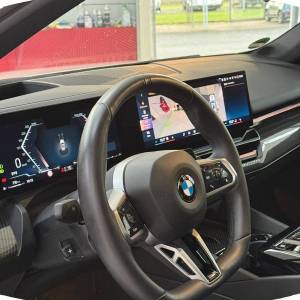 BMW Touring 520d xDrive Aut. M Sport 197 KS, ZRAČNI+360+LED+GR SJED+PANO+HEAD