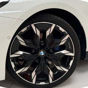 BMW Touring 520d xDrive Aut. M Sport 197 KS, ZRAČNI+360+LED+GR SJED+PANO+HEAD