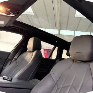 BMW Touring 520d xDrive Aut. M Sport 197 KS, ZRAČNI+360+LED+GR SJED+PANO+HEAD