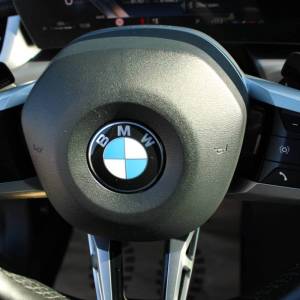 BMW X1 18i AUTOMATIK M-paket *LED, NAVIGACIJA, KAMERA*