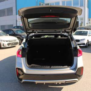 BMW X1 18i AUTOMATIK M-paket *LED, NAVIGACIJA, KAMERA*