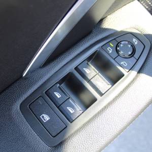 BMW X1 18i AUTOMATIK M-paket *LED, NAVIGACIJA, KAMERA*