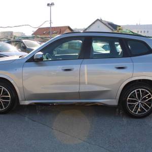 BMW X1 18i AUTOMATIK M-paket *LED, NAVIGACIJA, KAMERA*