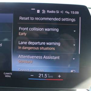 BMW X1 18i AUTOMATIK M-paket *LED, NAVIGACIJA, KAMERA*