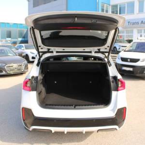BMW X1 20d xDrive AUTOMATIK M-paket *LED, NAVIGACIJA, KAMERA*