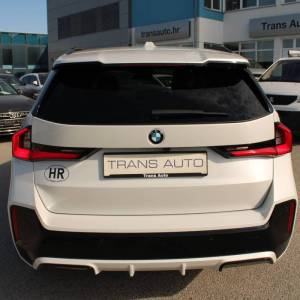 BMW X1 20d xDrive AUTOMATIK M-paket *LED, NAVIGACIJA, KAMERA*