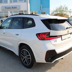 BMW X1 20d xDrive AUTOMATIK M-paket *LED, NAVIGACIJA, KAMERA*