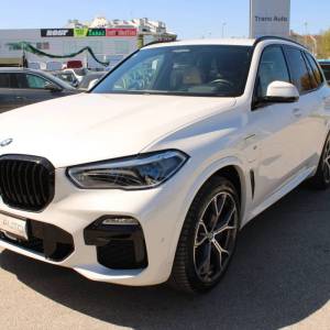 BMW X5 xDrive 45e M-paket *LED, NAVIGACIJA, KAMERA*