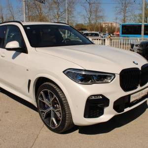 BMW X5 xDrive 45e M-paket *LED, NAVIGACIJA, KAMERA*