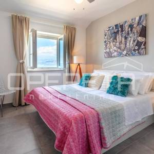 Brač ekskluzivno imanje s vilom, panoramskim pogledom i 8000 m² zemljišta, blizi