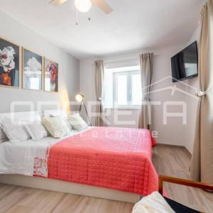 Brač ekskluzivno imanje s vilom, panoramskim pogledom i 8000 m² zemljišta, blizi