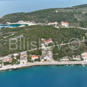 Brač, Povlja, prodaja građevinsko zemljište 800 m2