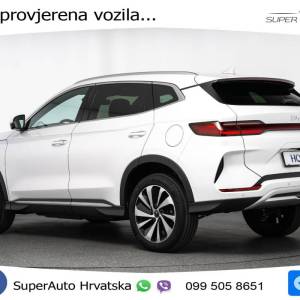 BYD Seal U DM-i Aut. Boost 218 KS, ACC+360+GR SJED+PANO+HEAD+VIRT