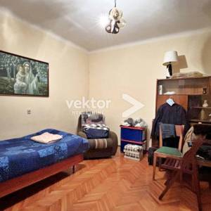 Čavle – samostojeća kuća s okućnicom, prilika! 