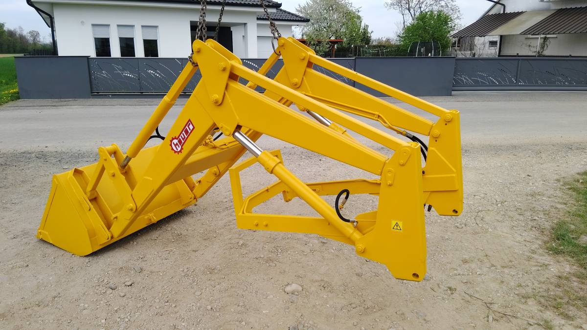 Čelni UTOVARIVAČ HAUER