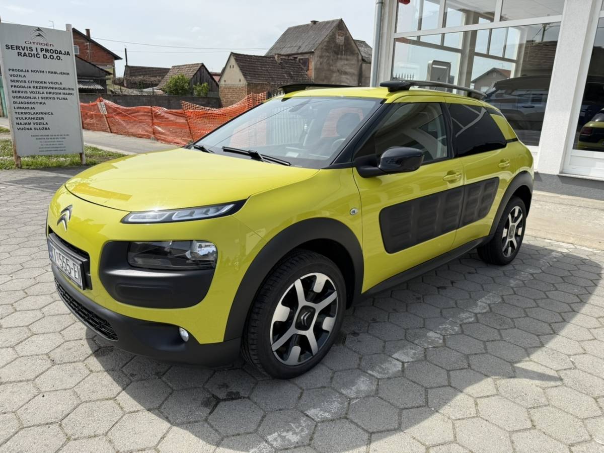 Citroën C4 Cactus SHINE 1,6 BlueHDi - NOVA REGA, NAVIGACIJA, UREDAN