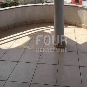 Crikvenica, 1s+db, 58.39m2, lođa, pogled na more