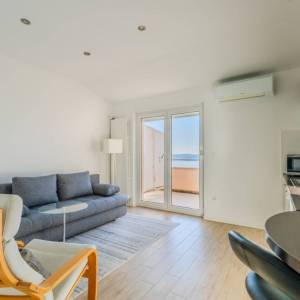 CRIKVENICA - Apartmanska kuća s panoramskim pogledom na more