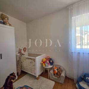 Crikvenica- Dvoetažni stan u mirnom dijelu 