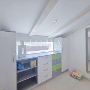 Crikvenica- Dvoetažni stan u mirnom dijelu 