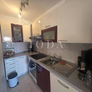 Crikvenica-stan na dobroj lokaciji 