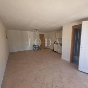 Crikvenica-stan na dobroj lokaciji 