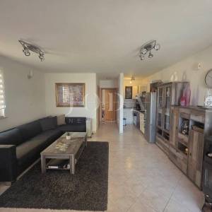 Crikvenica-stan na dobroj lokaciji 