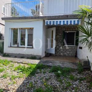 Crikvenica stan sa okućnicom