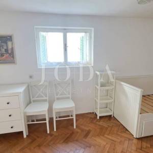 Crikvenica stan sa okućnicom