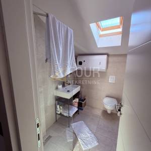 Crikvenica, višeetažni stan, 161m2 - 4 stambene jedinice