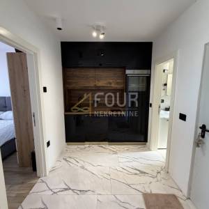 Crikvenica, višeetažni stan, 161m2 - 4 stambene jedinice