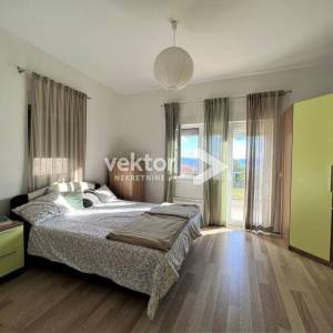 Donji Zamet, etaža 106m2, 3-soban s dnevnim boravkom i okućnicom