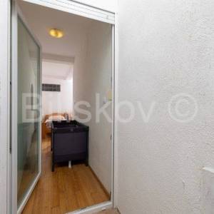 Dugi Rat, Jesenice, prodaja stan 80 m2 + terasa 24 m2