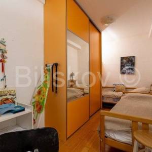 Dugi Rat, Jesenice, prodaja stan 80 m2 + terasa 24 m2