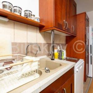 Dugi Rat, Jesenice, prodaja stan 80 m2 + terasa 24 m2