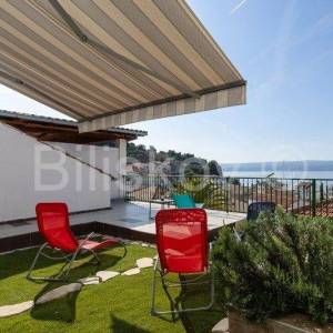 Dugi Rat, Jesenice, prodaja stan 80 m2 + terasa 24 m2