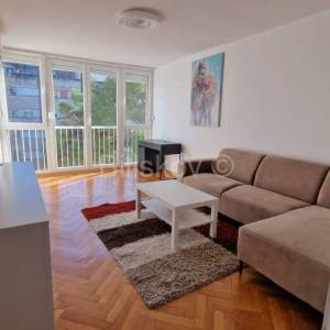 Dugoročan najam, Skalice Split 2 sobe