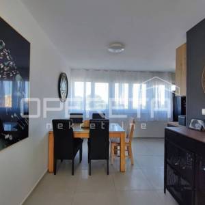 Dvosoban stan 76 m2 na odličnoj lokaciji - Zadar, Voštarnica, 500 m do gradskog 