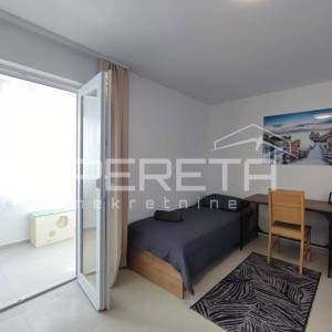 Dvosoban stan 76 m2 na odličnoj lokaciji - Zadar, Voštarnica, 500 m do gradskog 