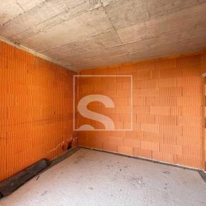 Dvosoban stan, novogradnja, Pješčana uvala - prizemlje s dvorištem