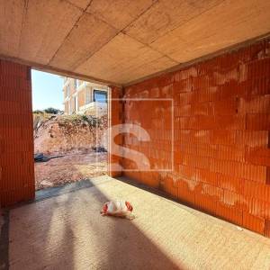 Dvosoban stan, novogradnja, Pješčana uvala - prizemlje s dvorištem