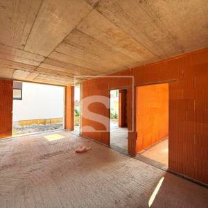 Dvosoban stan, novogradnja, Pješčana uvala - prizemlje s dvorištem