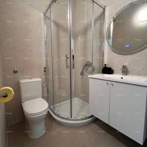 Dvosoban stan s pogledom odmah do mora