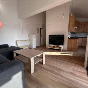 Dvosoban stan s pogledom odmah do mora