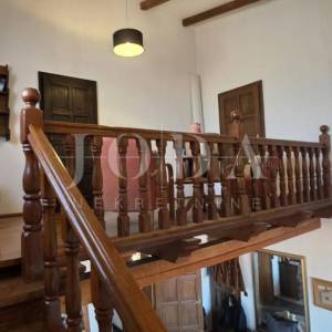 Ekskluzivna kuća u Jadranovu s bazenom, pogledom na more i velikom parcelom