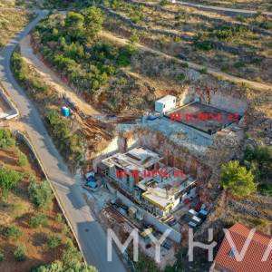 Ekskluzivni apartmani u Jelsi Zgrada #1