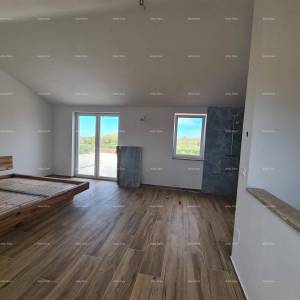 Elegantna vila u mirnom okruženju nadomak mora s pogledom na vinograde i maslinike